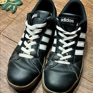 Adidas Black 3 Stripe Shoes - Boys Size 5